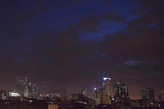 MANILA SKYLINE 01