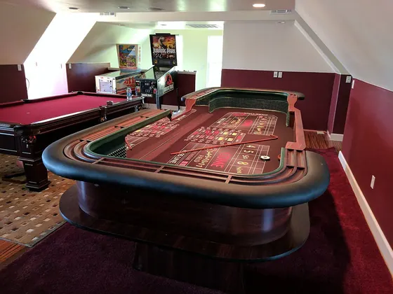 12footcrapstable