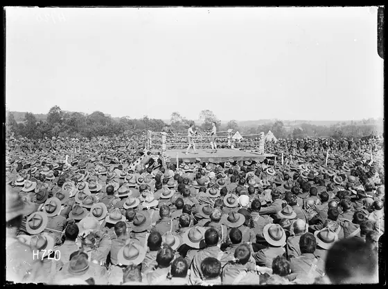 A crowd of soldiers watching a boxing match at the New Zealand Divisional Sports, Authie (21315001289)